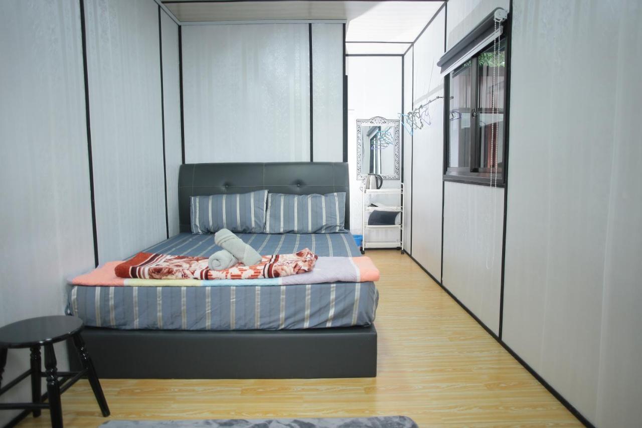 Padang Besar Red Cabin Homestay Bagian luar foto